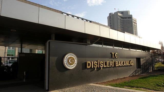 تركيا تعزي بضحايا انفجار مستودع لمخلفات الحرب في إدلب