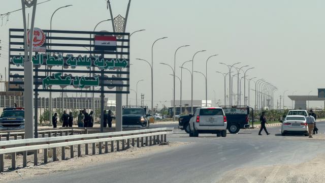 العراق يعيد فتح 3 معابر حدودية مع إيران بعد إغلاق مؤقت