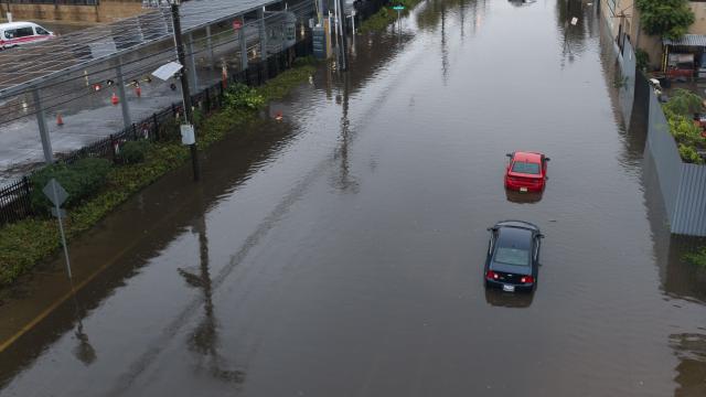فيضانات تغمر نيوجيرسي الأمريكية بعد أمطار شديدة