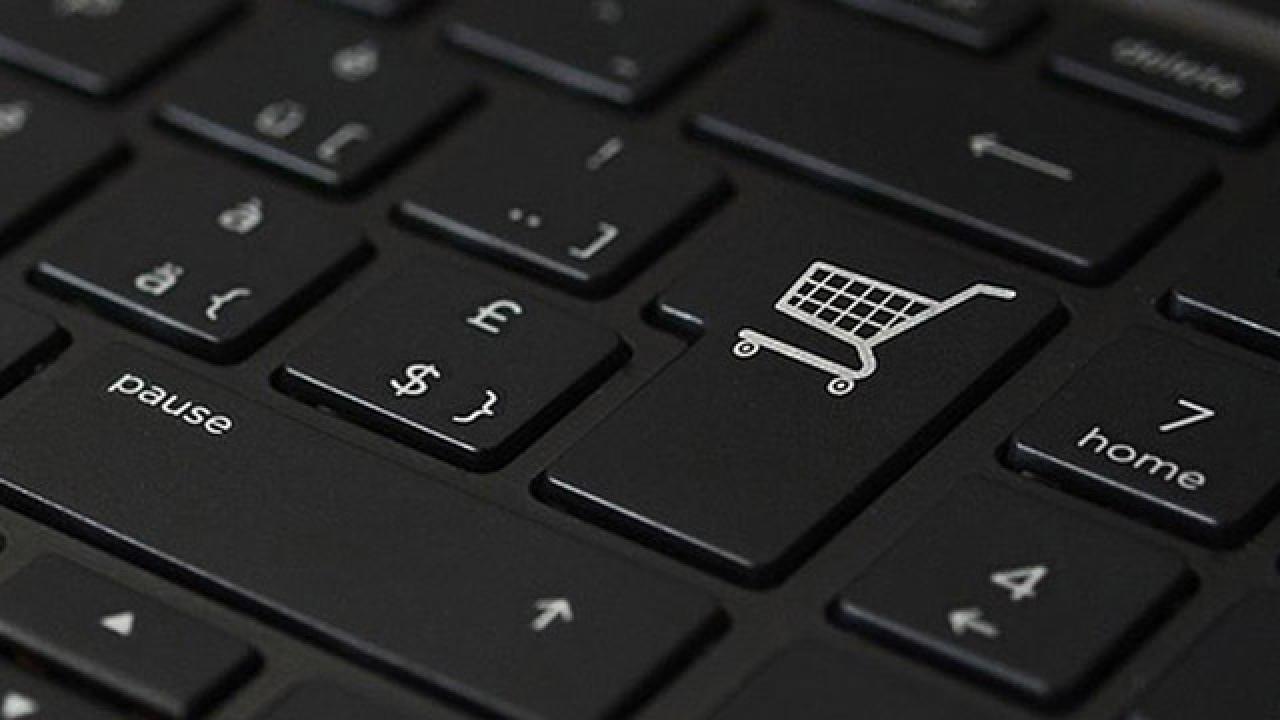 4.5 تريليون ليرة على الإنترنت.. التجارة الإلكترونية في تركيا تقفز إلى رقم ضخم